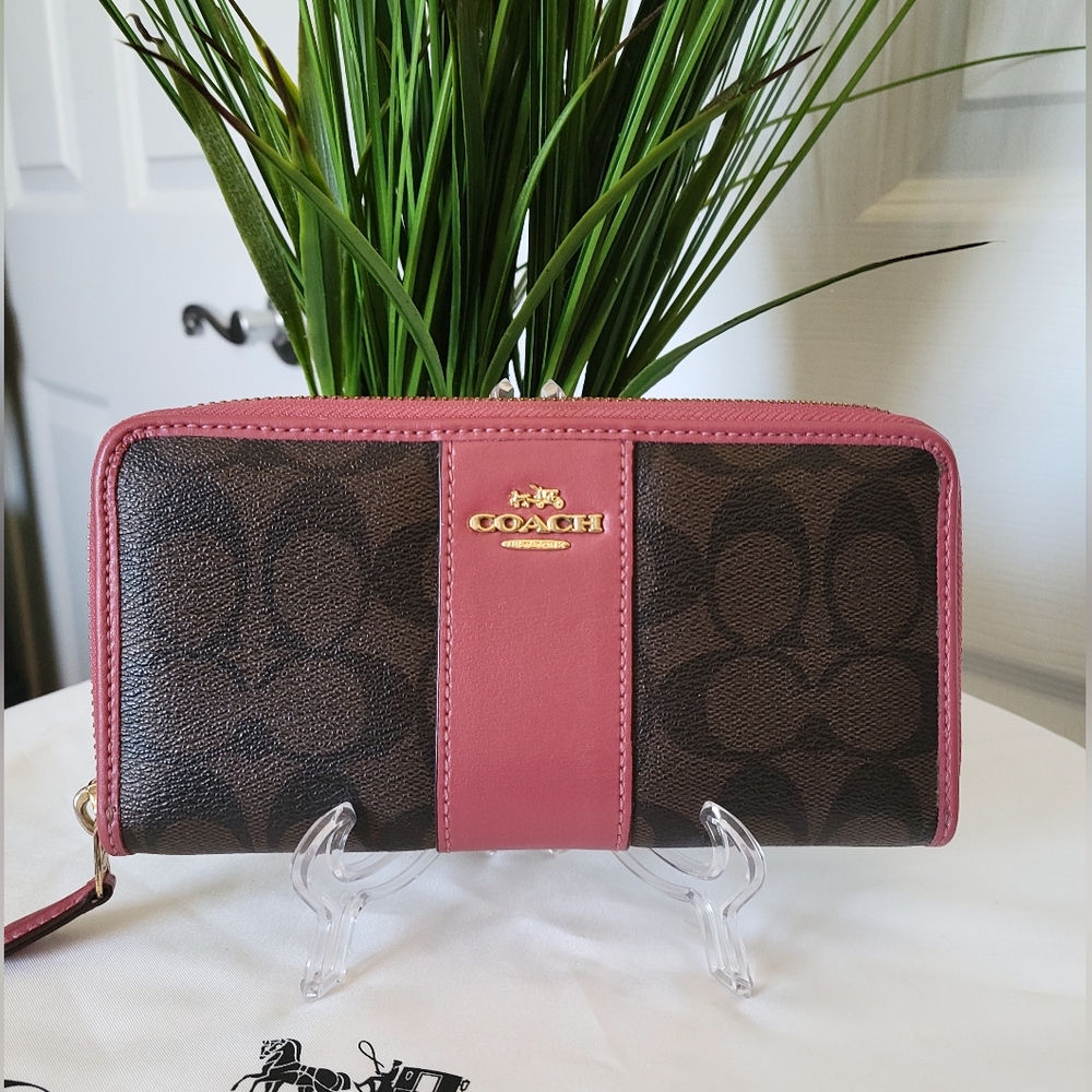 Coach Signature Accordion Zip Wallet Brown / Dusty Rose Pink